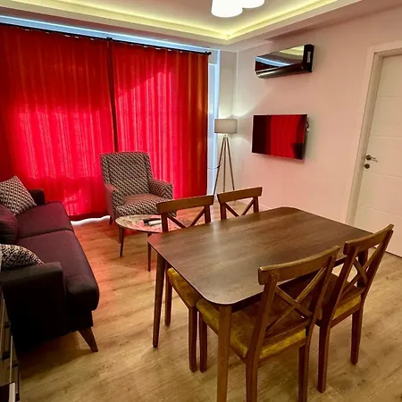 A Comfortable, Peaceful Place With Pool Apartmán