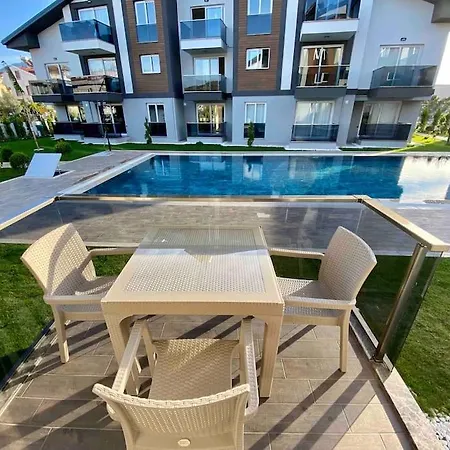 A Comfortable, Peaceful Place With Pool Апартаменты *